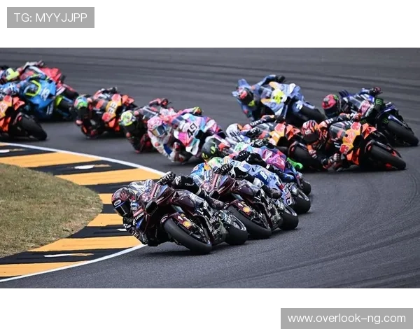 意大利大奖赛惊险收官摩托车手竞争激烈谁能登顶榜首